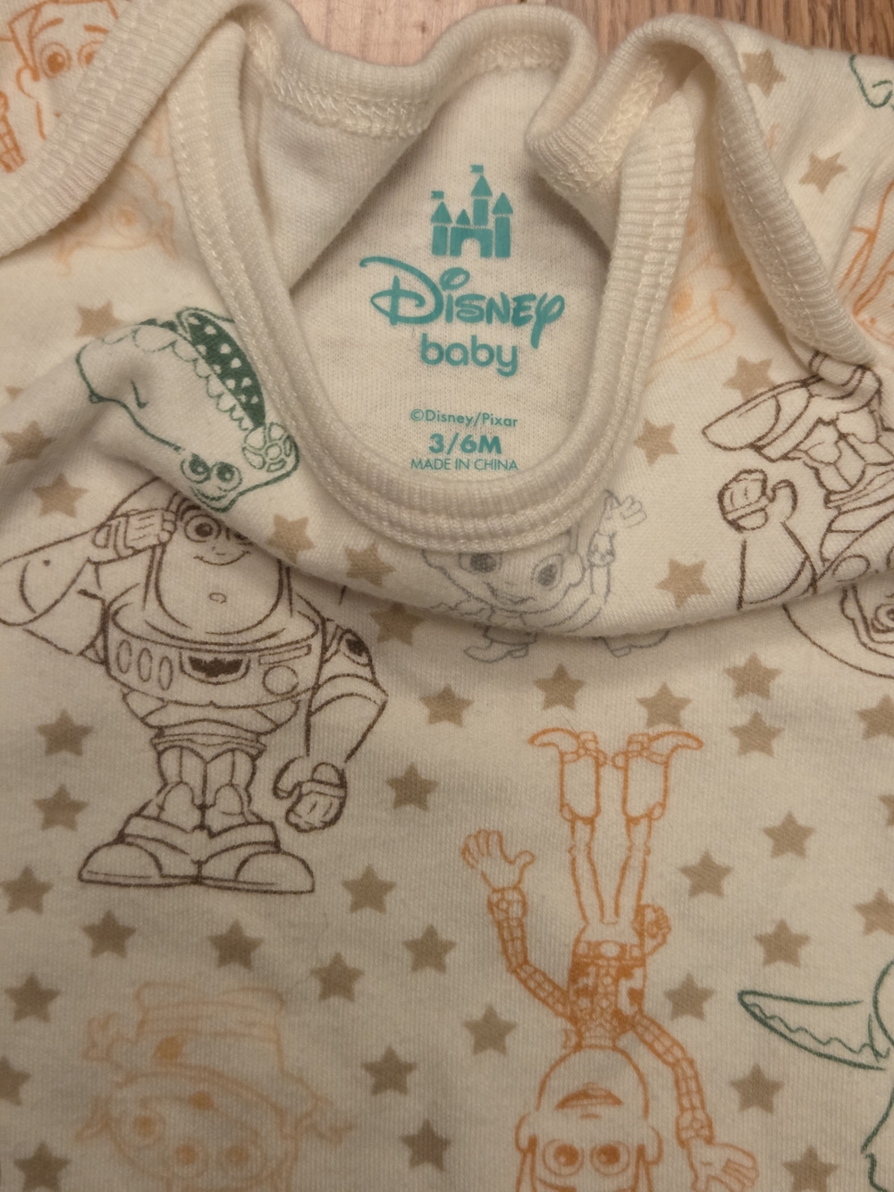 5/$20 Disney Baby 3-6M Toy Story Long-Sleeve Baby Bodysuit - Character Print - Picture 2 of 3